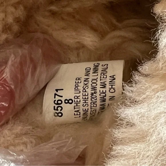 Minnetonka Genuine Sheepskin leather Women Olympia Short Boots Golden Tan size 8 - Picture 14 of 15